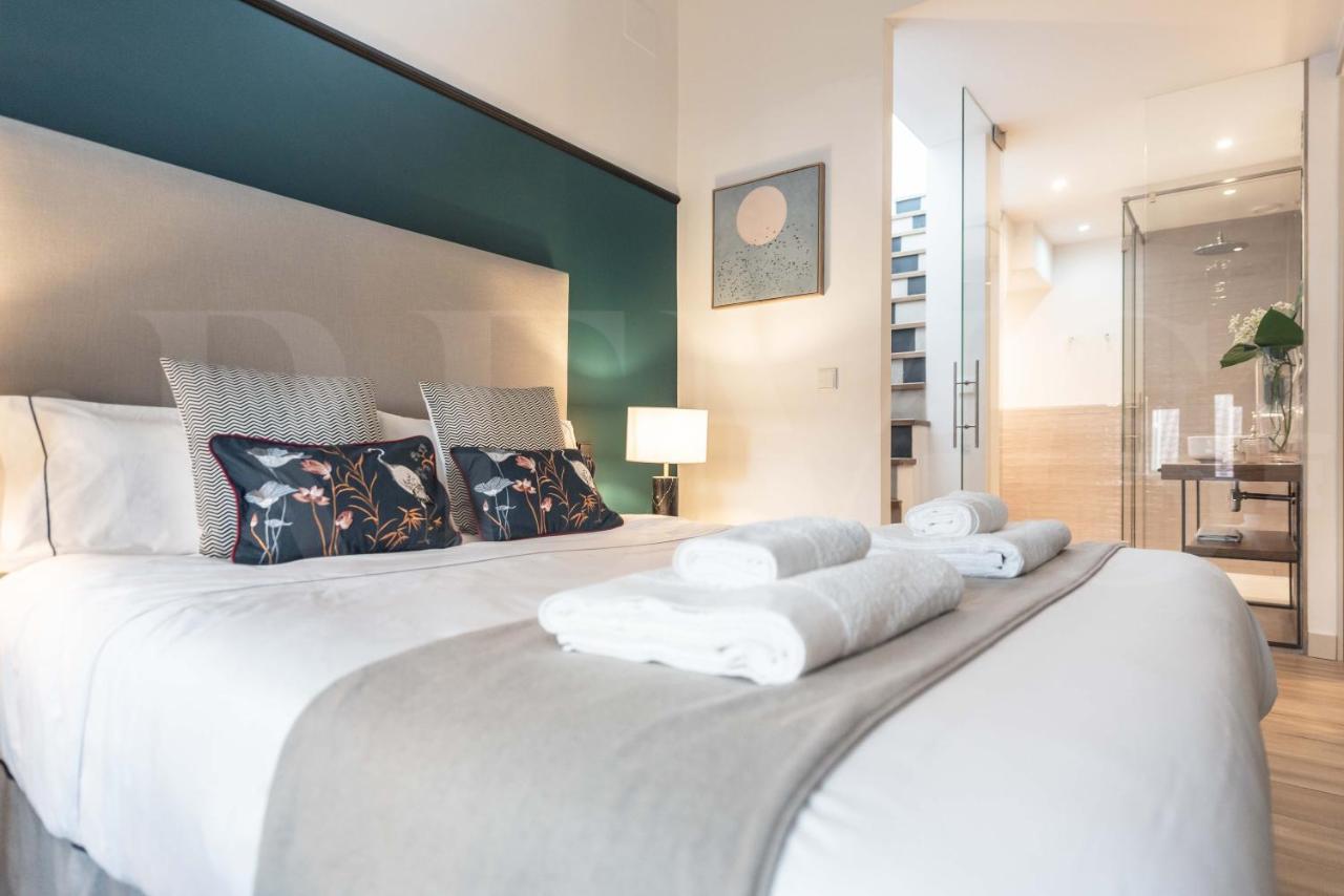 Penthouse Suite With Rooftop In The Heart Of Malaga By Rems Exterior foto